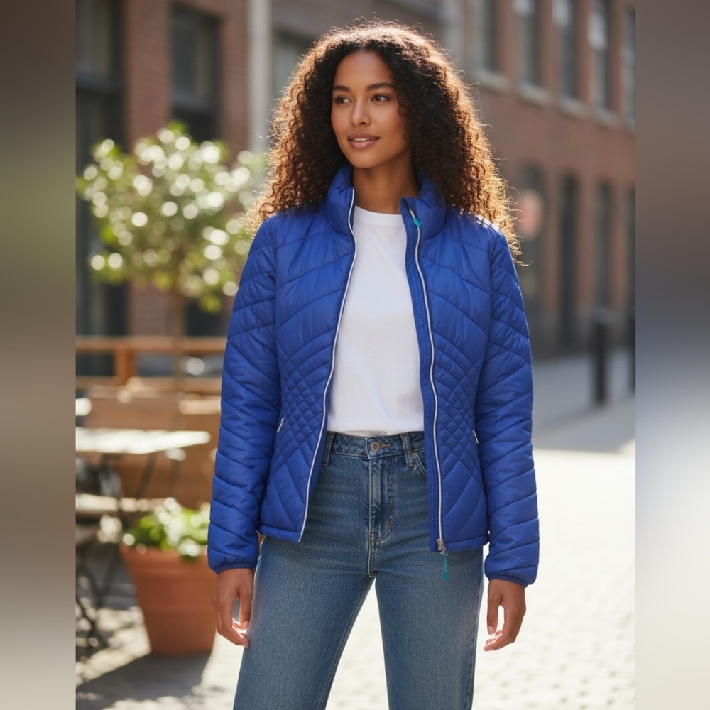 Tek Gear Women's Vibrant Blue Puffer Jacket